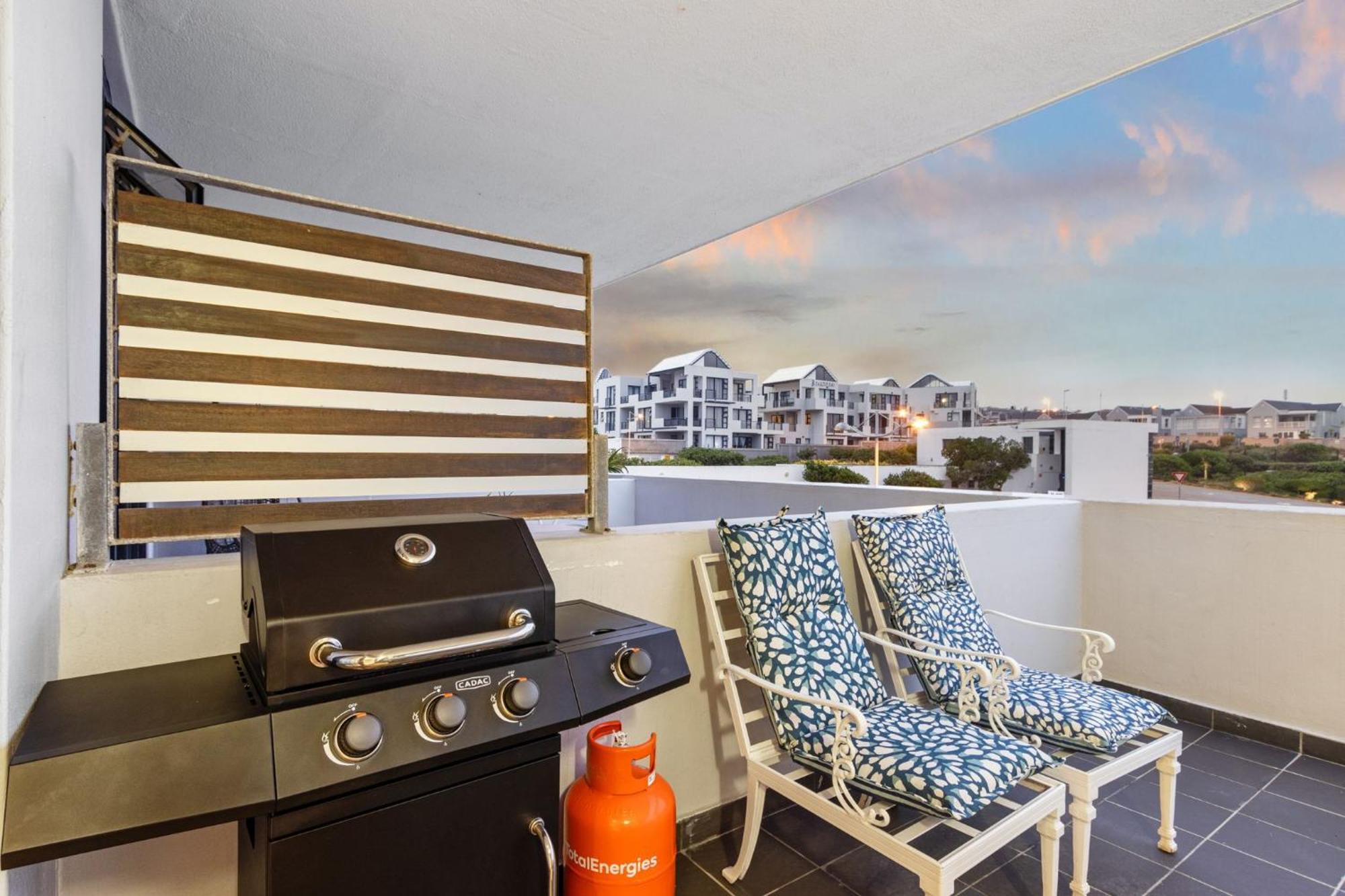 Apartment Eden On The Bay 106 By Host Agents *